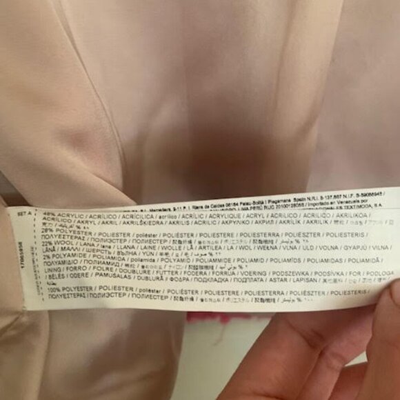 MANGO Cropped, textured jacket finished with candy  buttons  SMALL - Picture 12 of 15